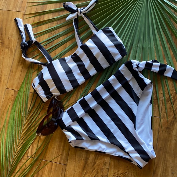 Other - NWOT bikini set